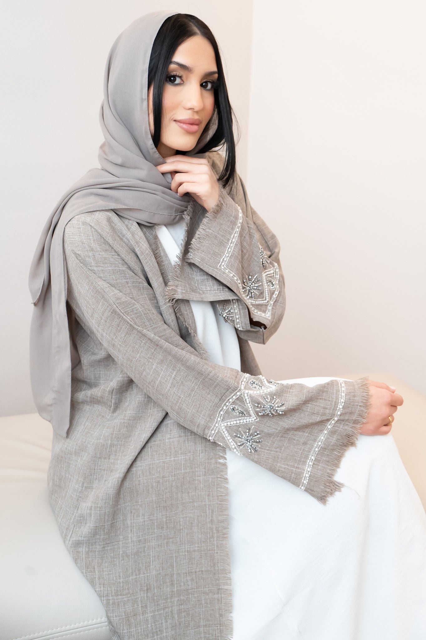 Abaya in Leinenoptik mit Unterkleid