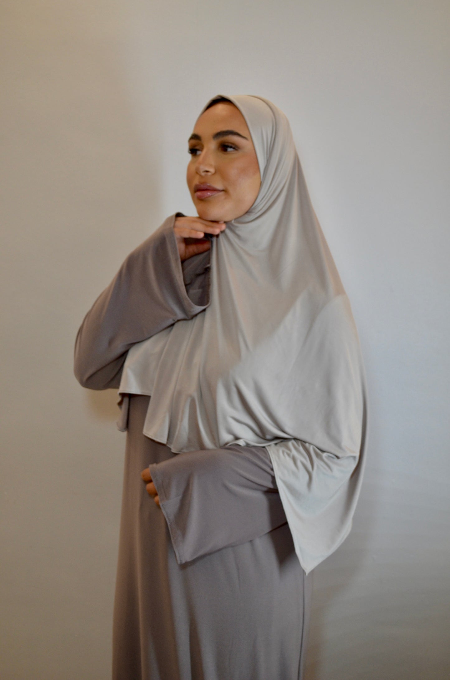 Liquid Jersey Premium Hijab Graubeige
