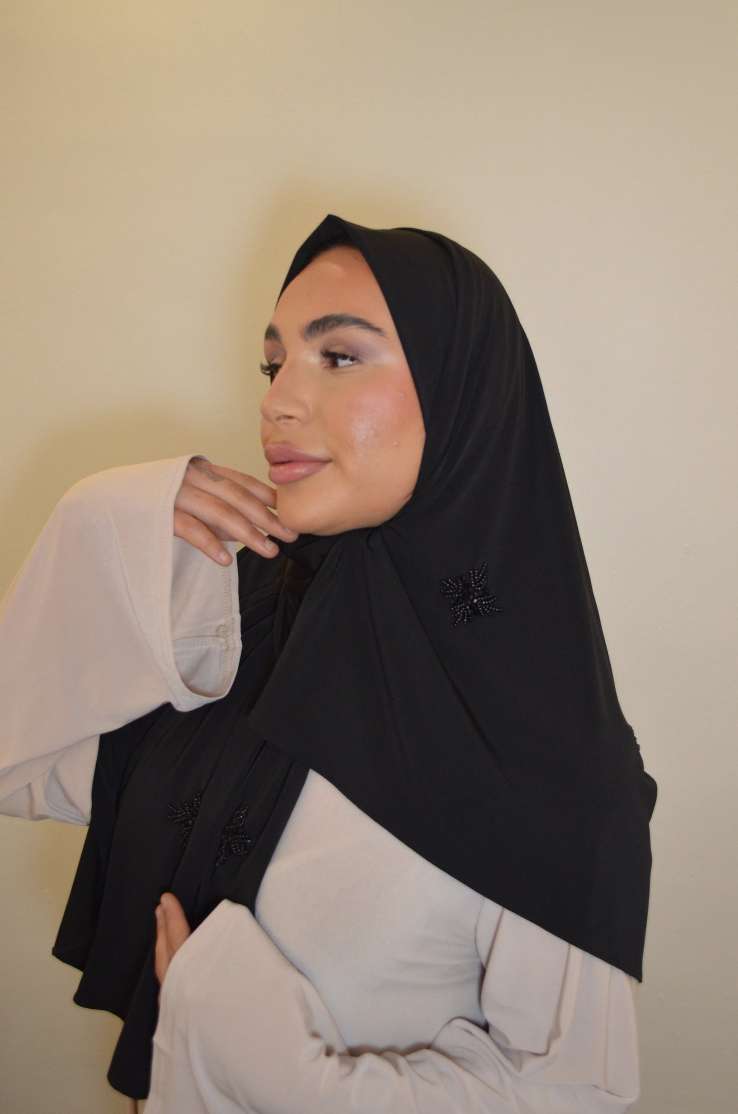 Jersey Premium Hijab mit Handmade Stones Schwarz