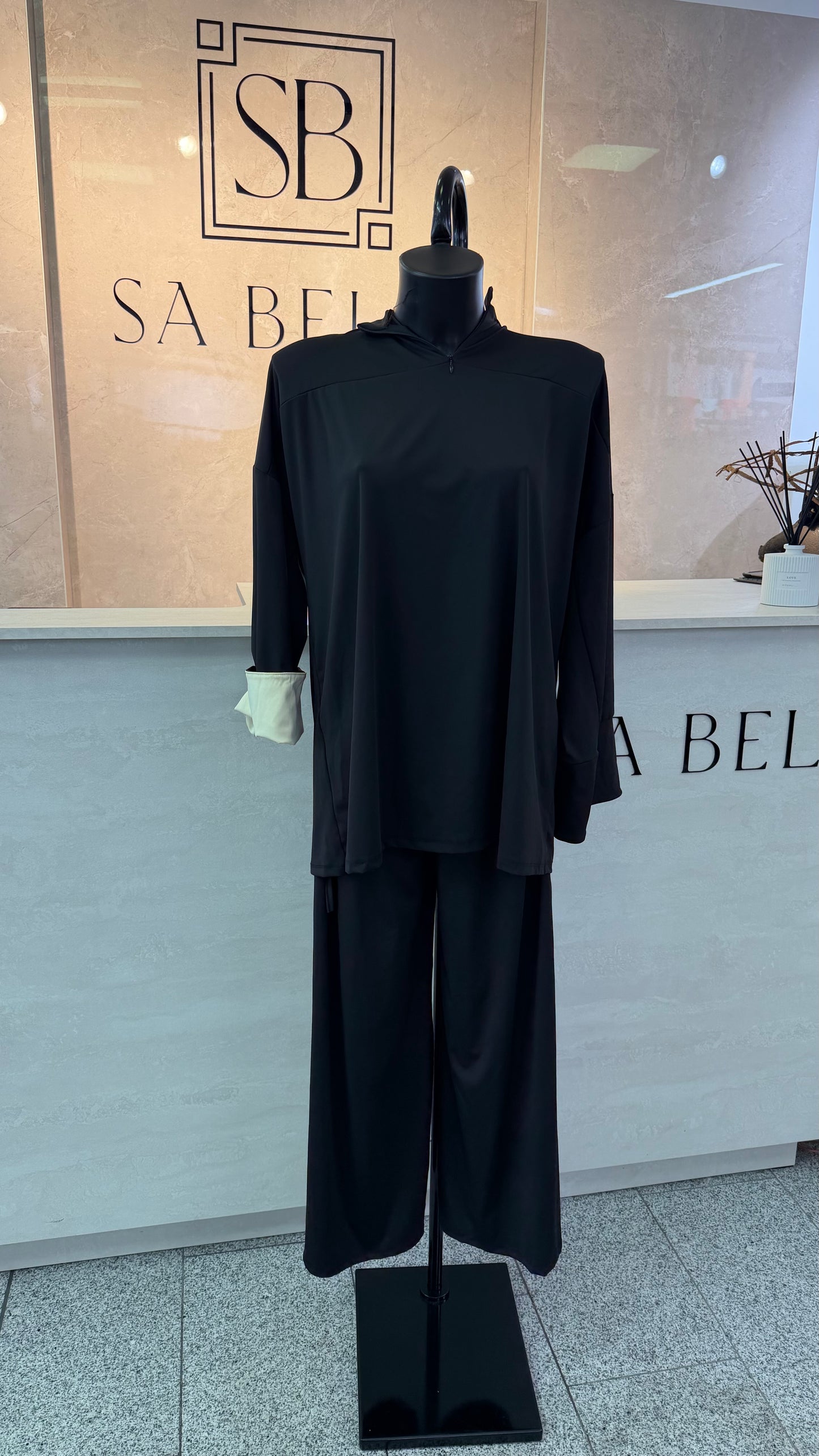 BURKINI schwarz mit gelben Details