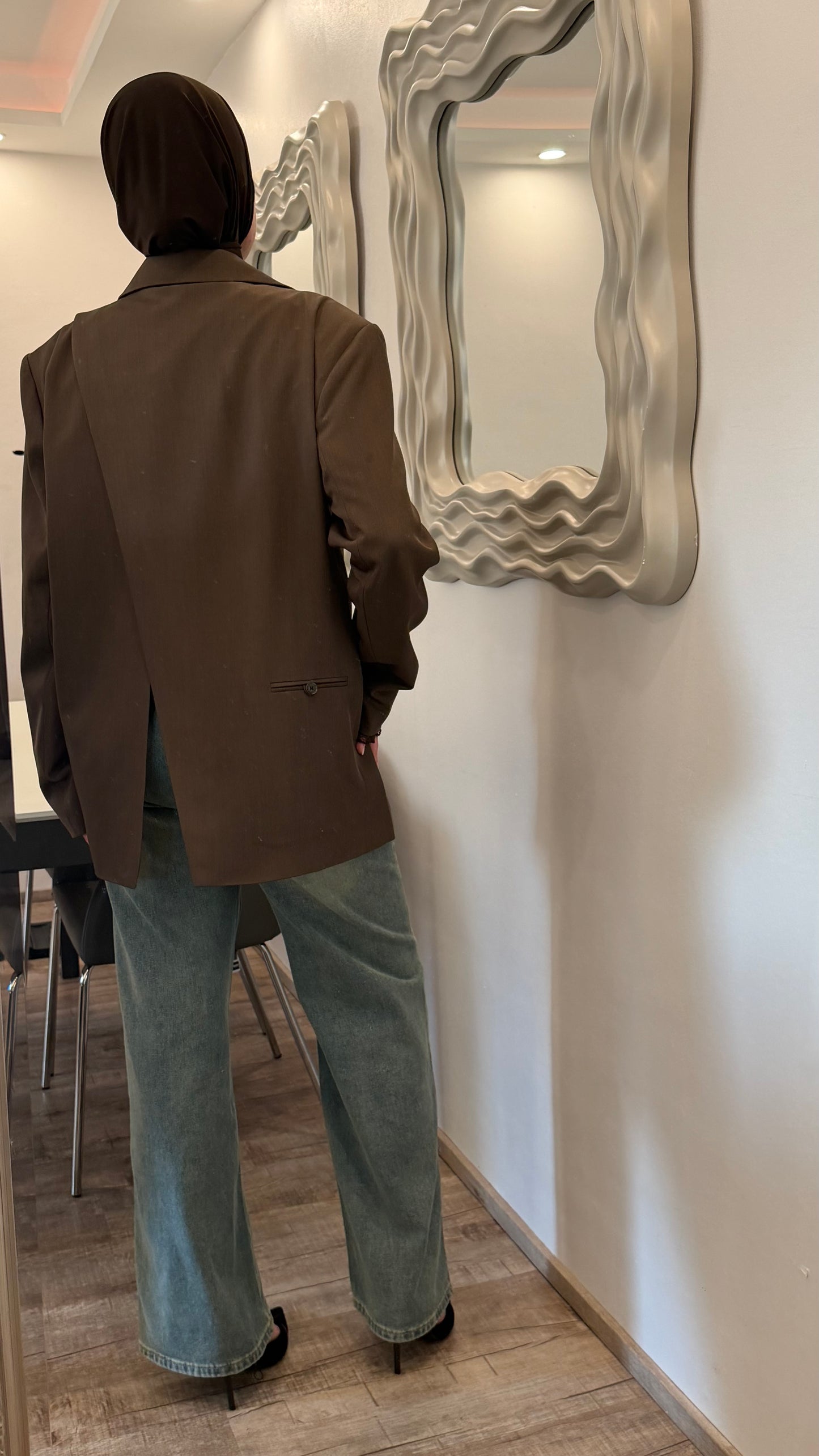 Blazer mit Schlitz hinten Braun