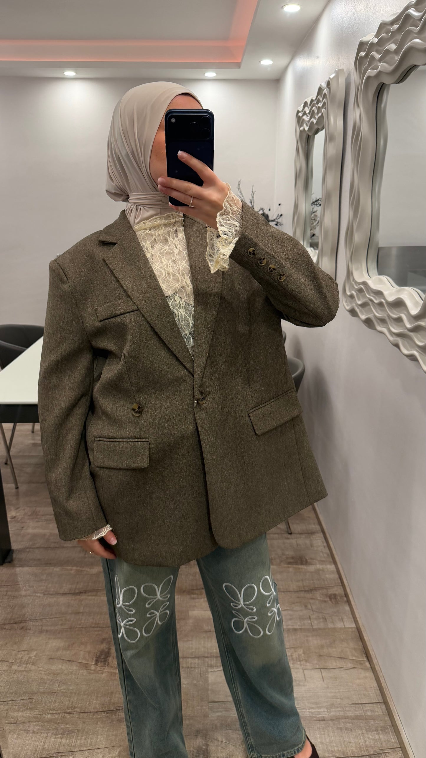 Blazer mit Knopf hinten olivbraun