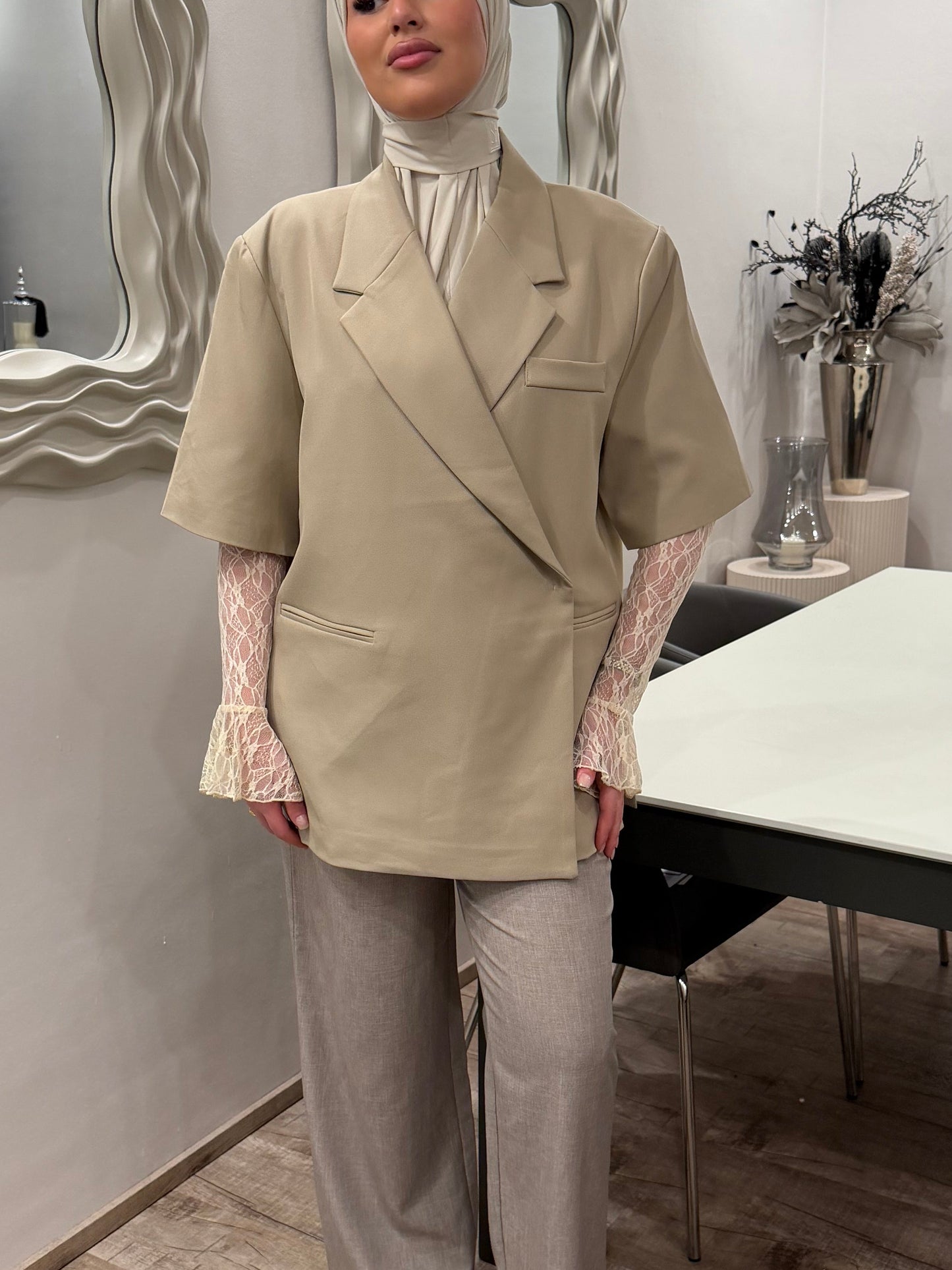 Blazer mit kurzen Ärmeln beige