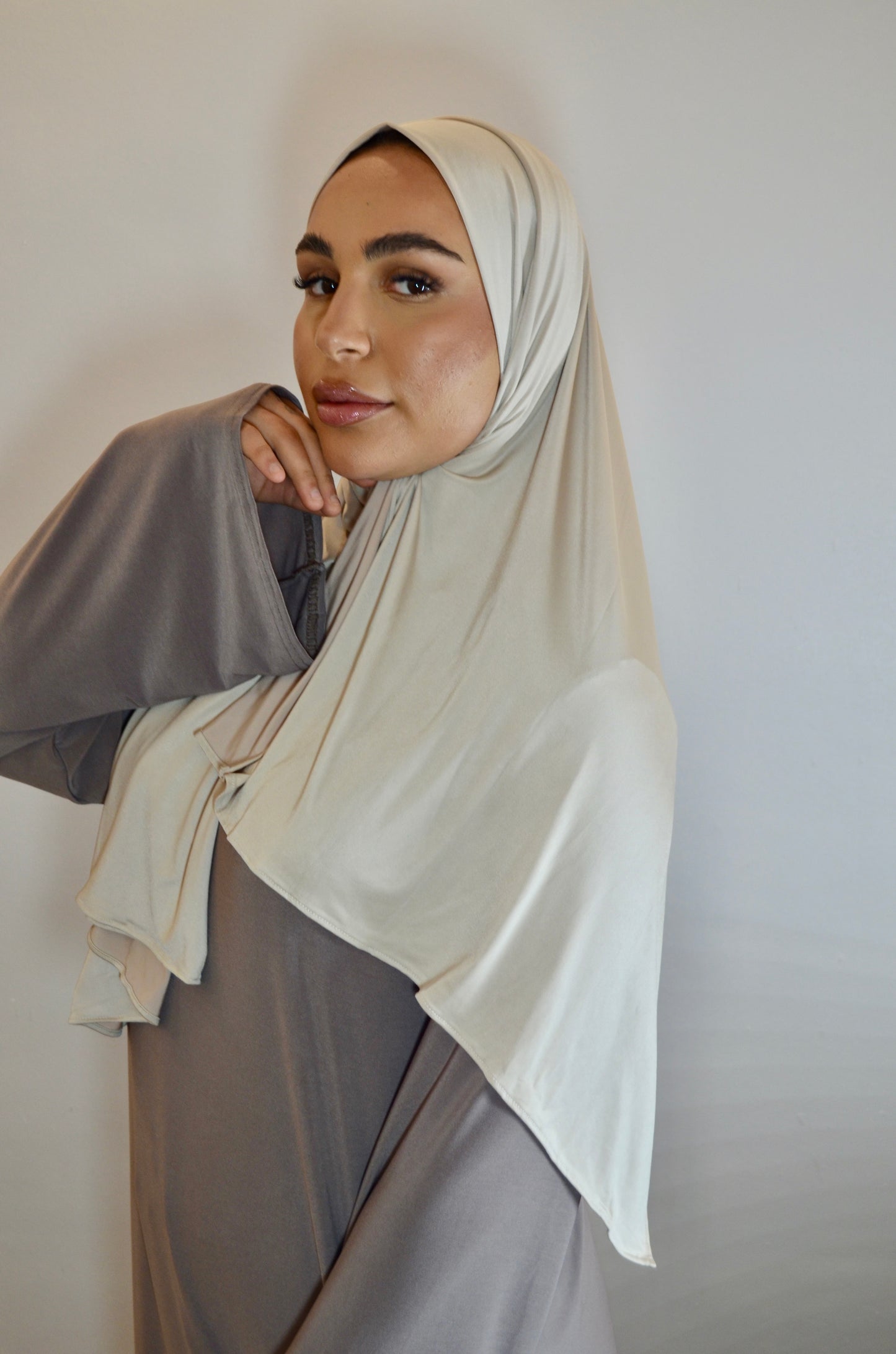Liquid Premium Jersey Hijab Sandbeige