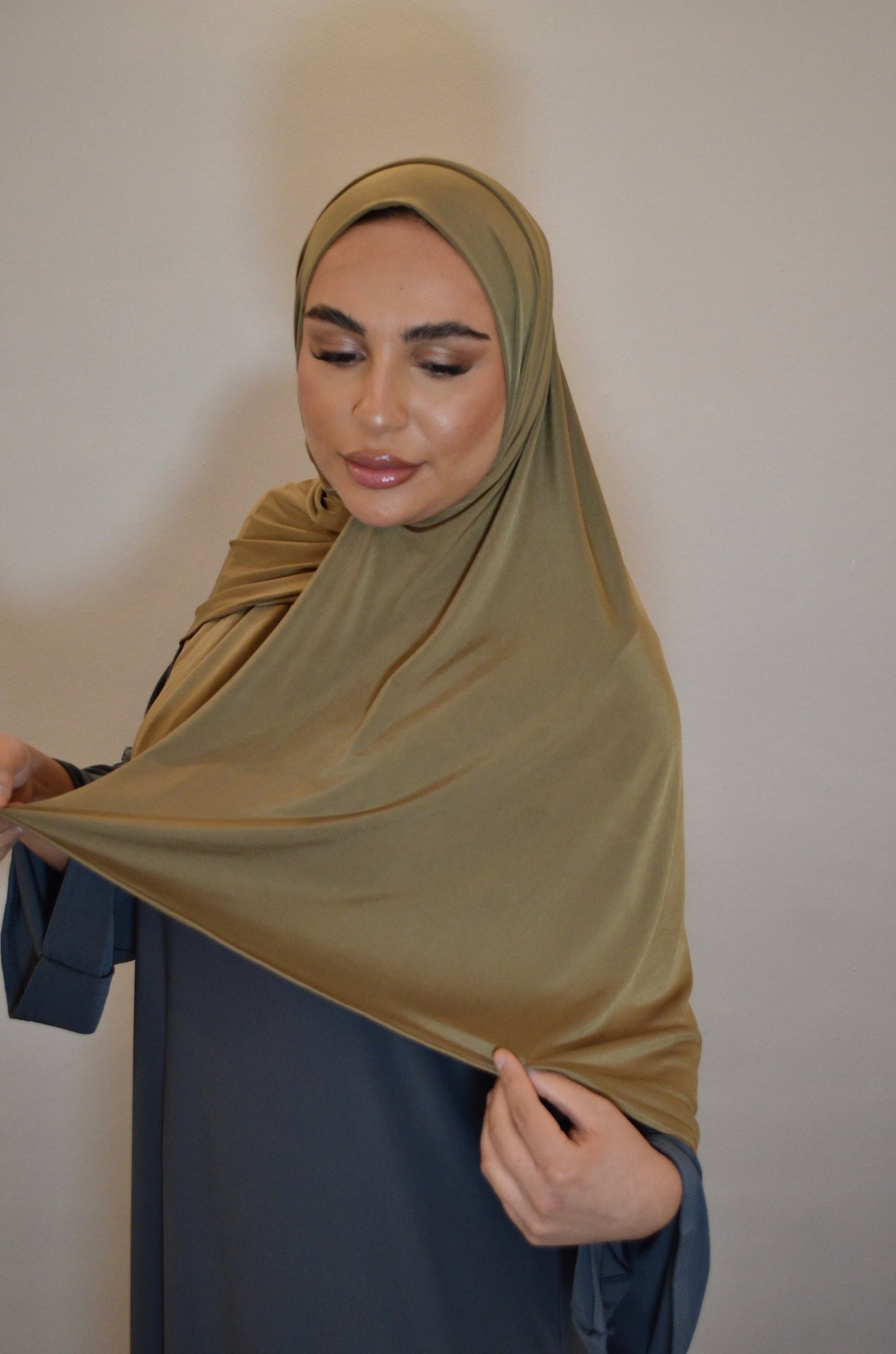 Liquid Premium Jersey Hijab Gold-Olive