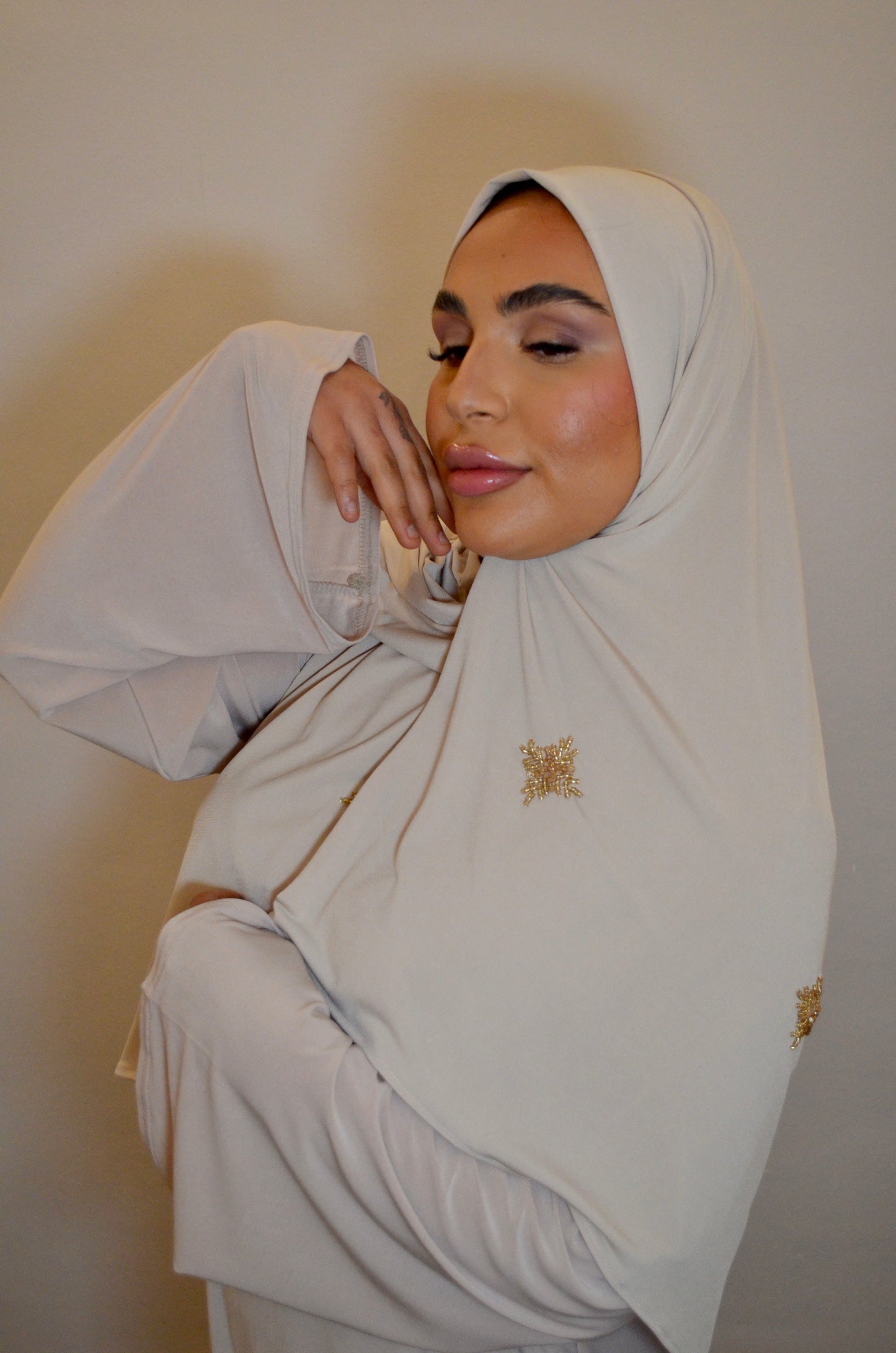 Jersey Premium Hijab with Handmade Sandbeige