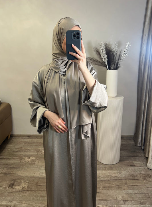 Abaya in Satinoptik Taupe
